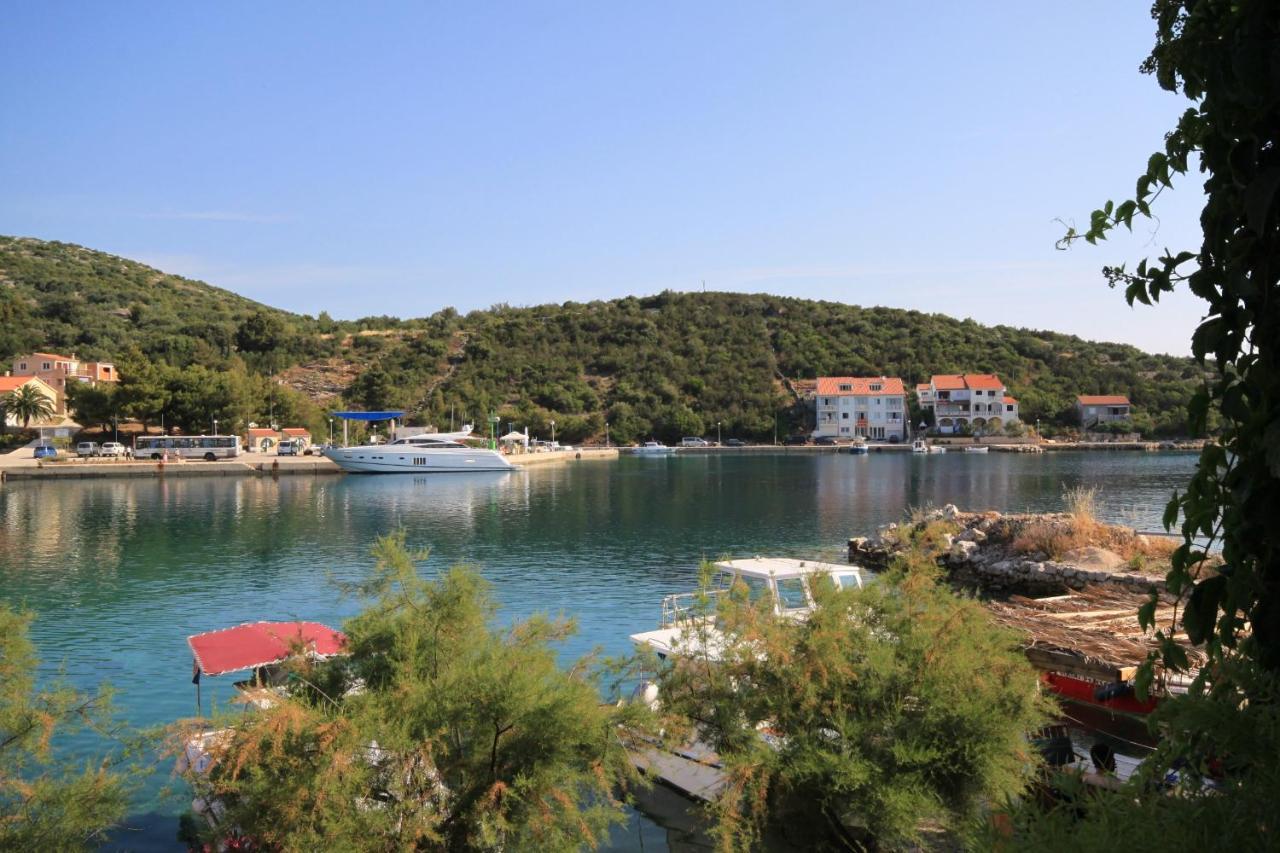 Apartments And Rooms By The Sea Zaglav, Dugi Otok - 8170 Sali Buitenkant foto